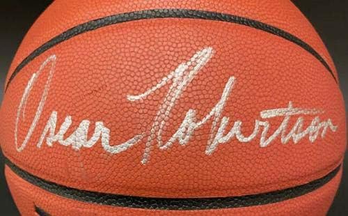 Oscar Robertson İMZALI G / Ç Wilson NCAA Basketbol Ayı Kedileri PSA / DNA İMZALI - İmzalı Basketbol Topları